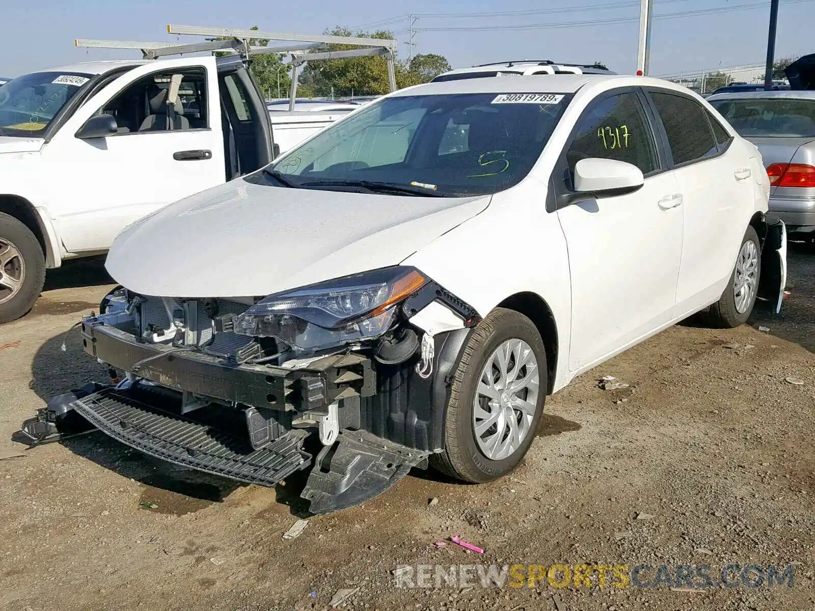 2 Photograph of a damaged car 5YFBURHE1KP913313 TOYOTA COROLLA 2019