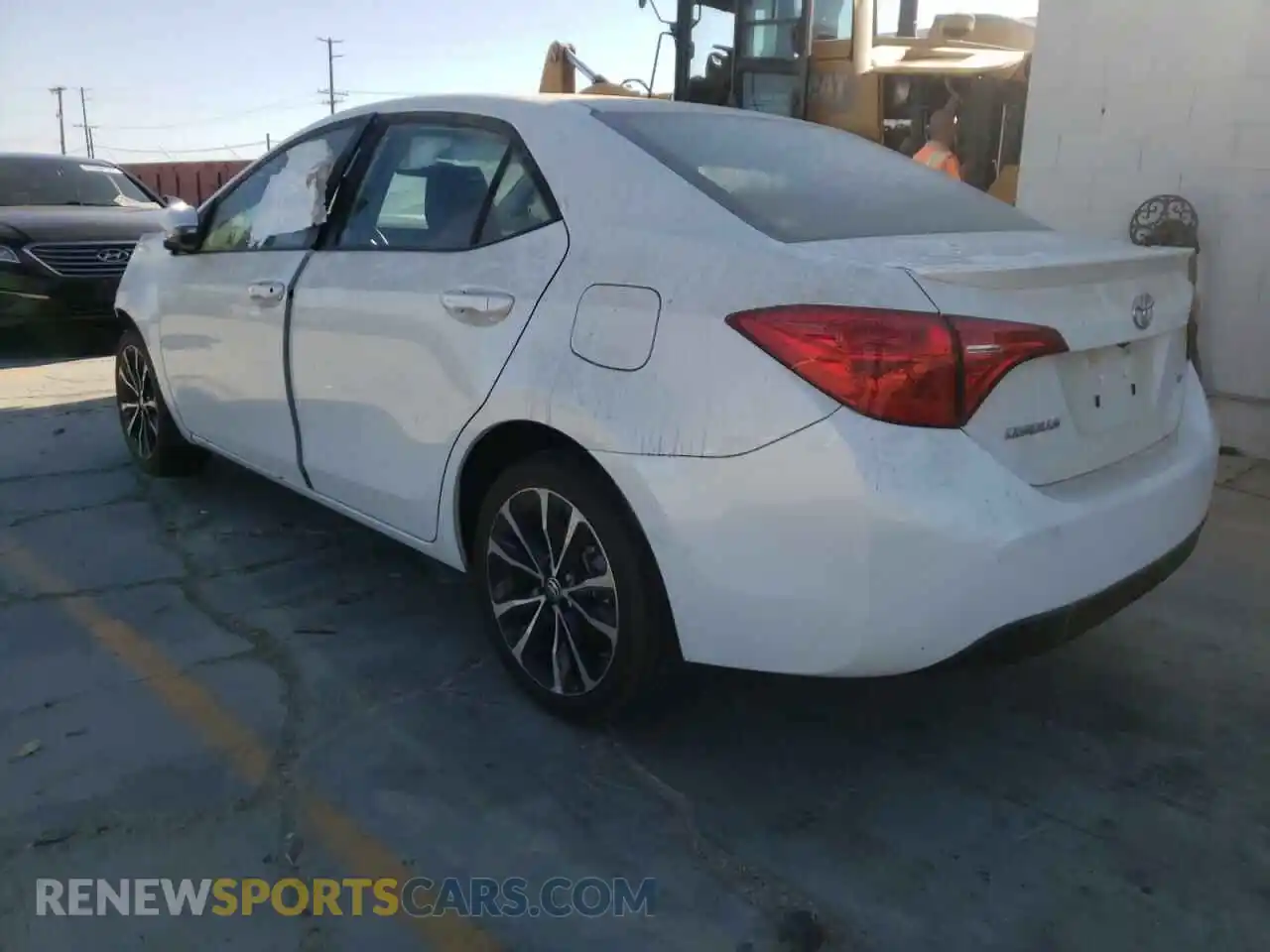 3 Photograph of a damaged car 5YFBURHE1KP919614 TOYOTA COROLLA 2019
