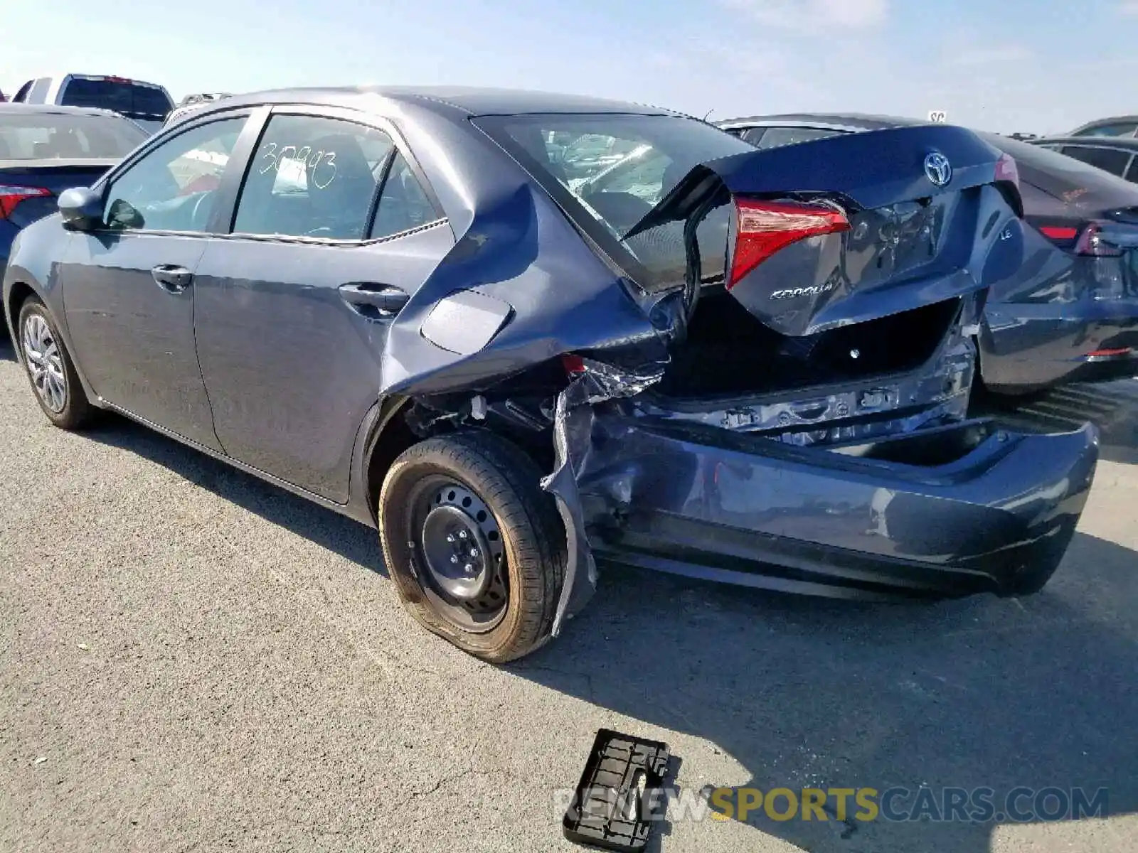 3 Photograph of a damaged car 5YFBURHE1KP940995 TOYOTA COROLLA 2019