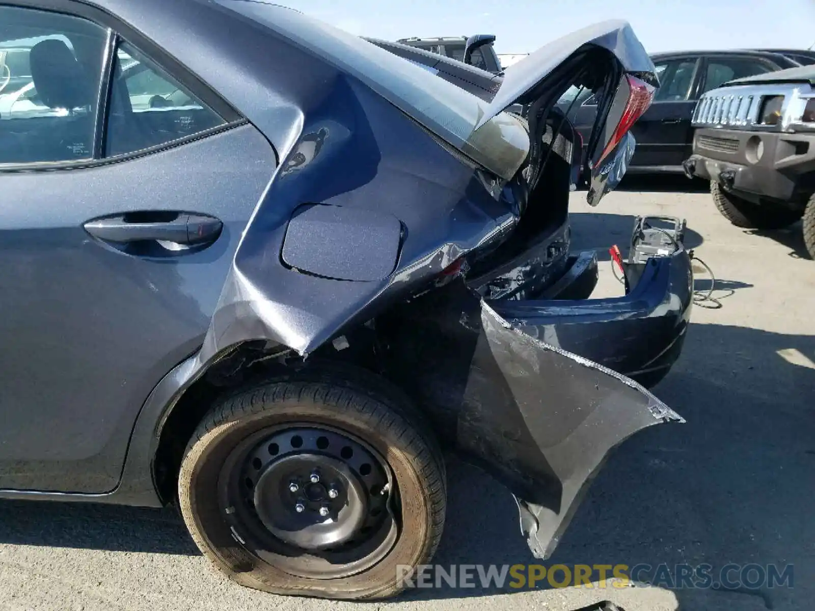 9 Photograph of a damaged car 5YFBURHE1KP940995 TOYOTA COROLLA 2019