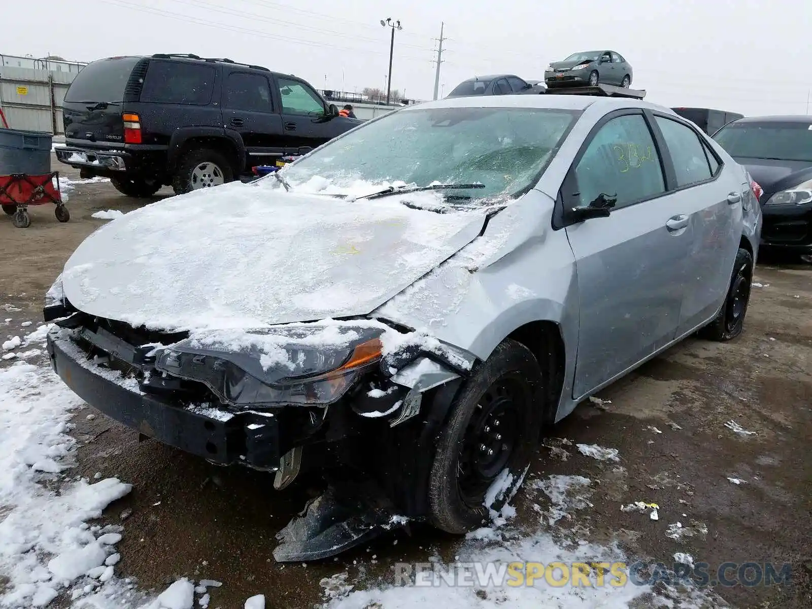 2 Photograph of a damaged car 5YFBURHE2KP862971 TOYOTA COROLLA 2019