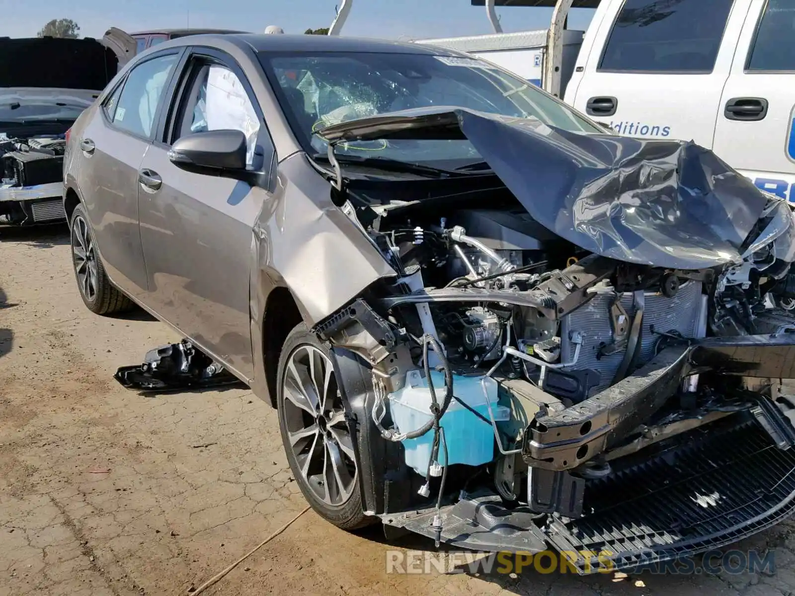 1 Фотография поврежденного автомобиля 5YFBURHE2KP868107 TOYOTA COROLLA 2019