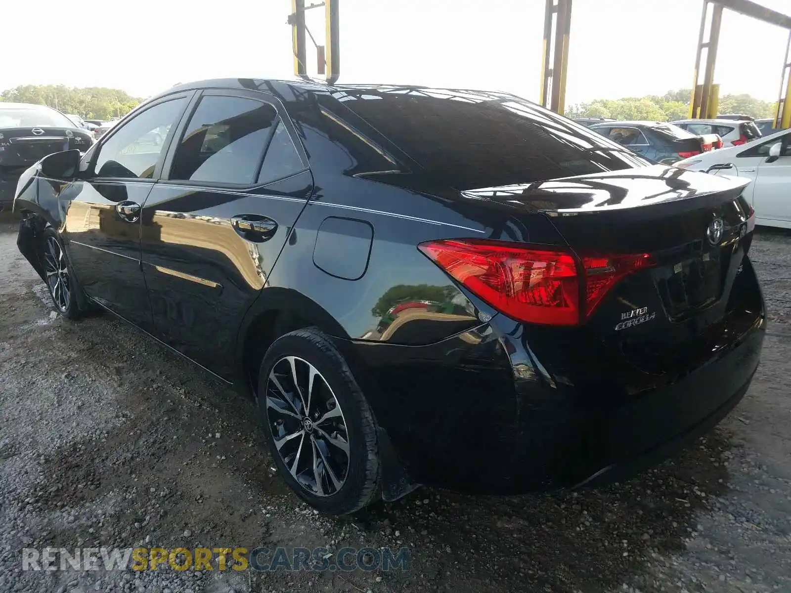 3 Photograph of a damaged car 5YFBURHE3KP856483 TOYOTA COROLLA 2019