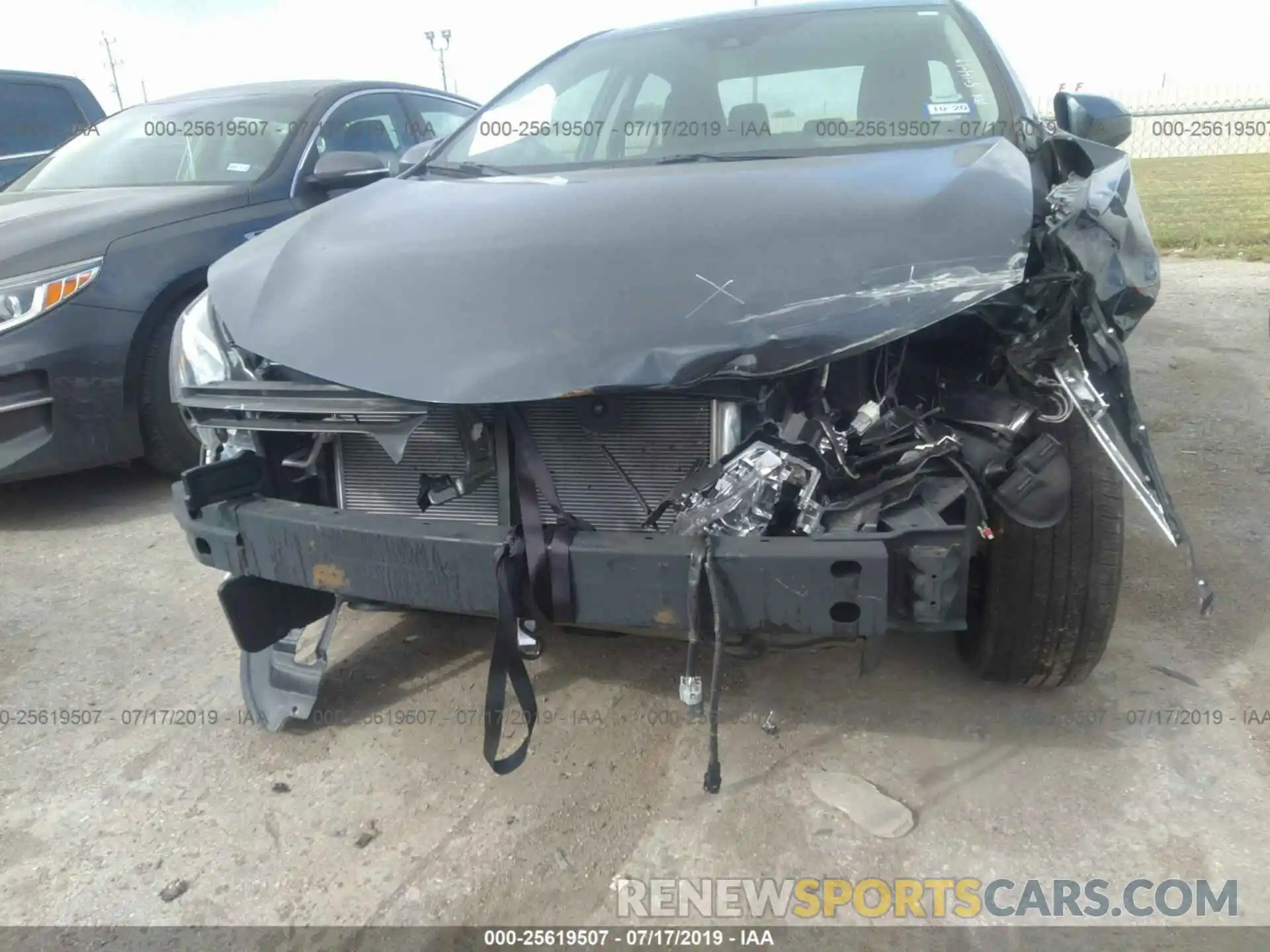 6 Photograph of a damaged car 5YFBURHE3KP910123 TOYOTA COROLLA 2019