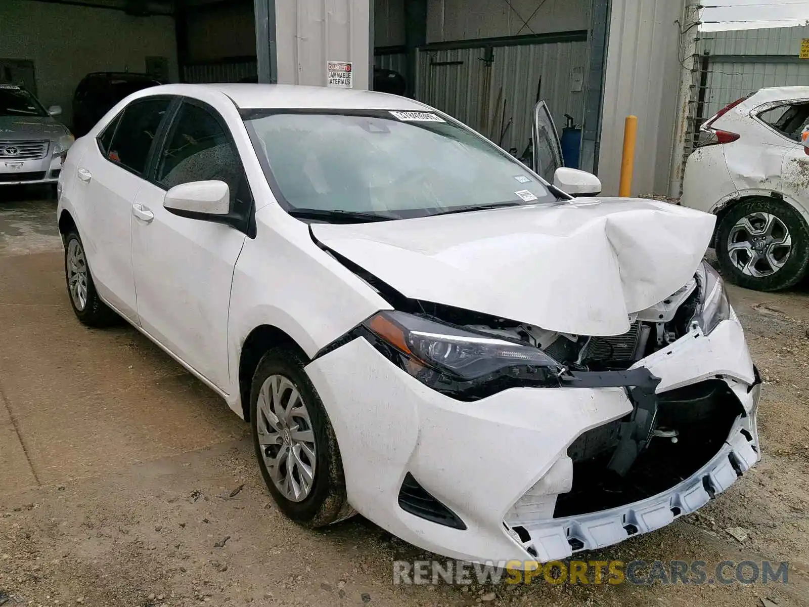1 Photograph of a damaged car 5YFBURHE3KP924880 TOYOTA COROLLA 2019