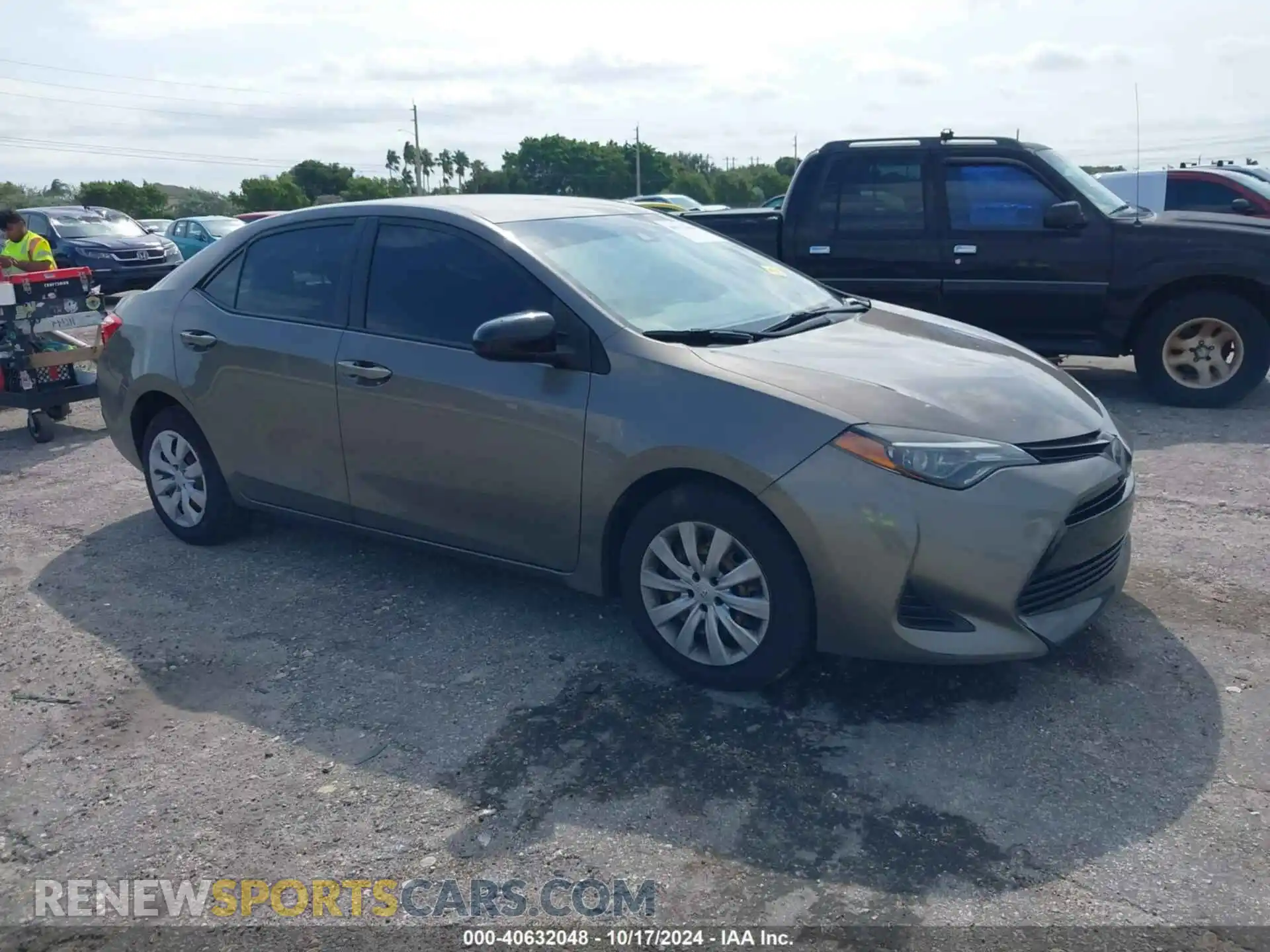 1 Photograph of a damaged car 5YFBURHE3KP938357 TOYOTA COROLLA 2019