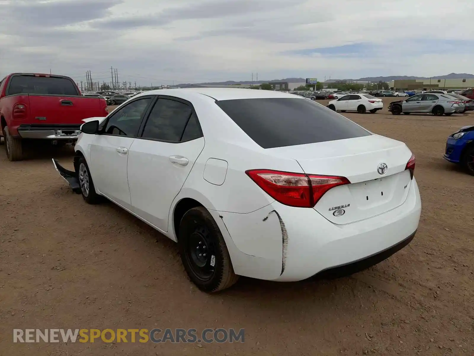 3 Photograph of a damaged car 5YFBURHE4KP858159 TOYOTA COROLLA 2019