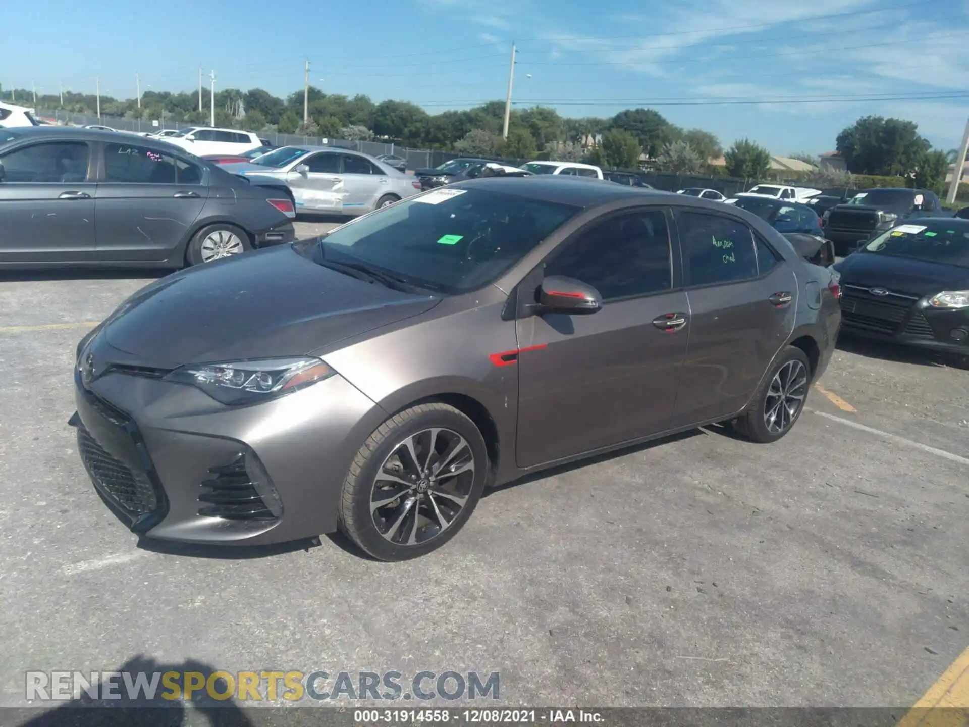 2 Photograph of a damaged car 5YFBURHE4KP858596 TOYOTA COROLLA 2019