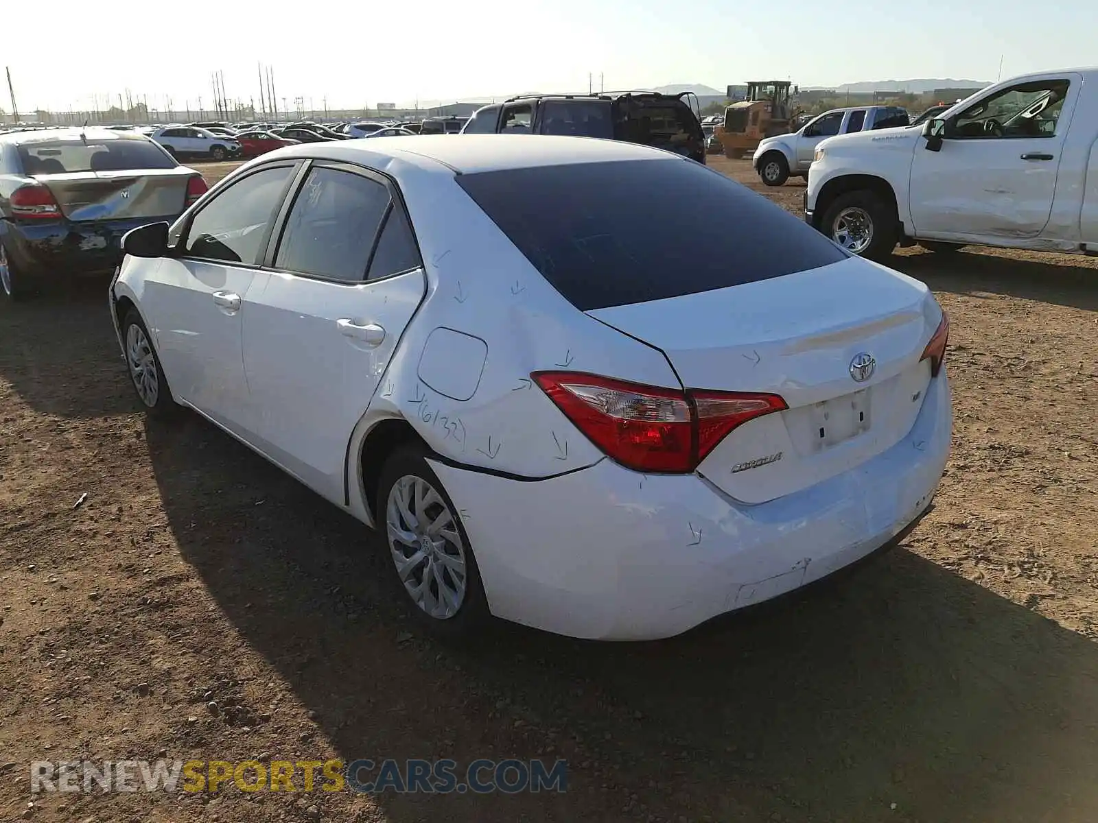3 Photograph of a damaged car 5YFBURHE4KP862602 TOYOTA COROLLA 2019