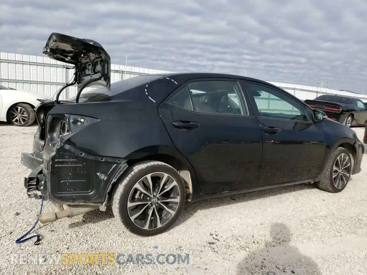 3 Photograph of a damaged car 5YFBURHE4KP863040 TOYOTA COROLLA 2019
