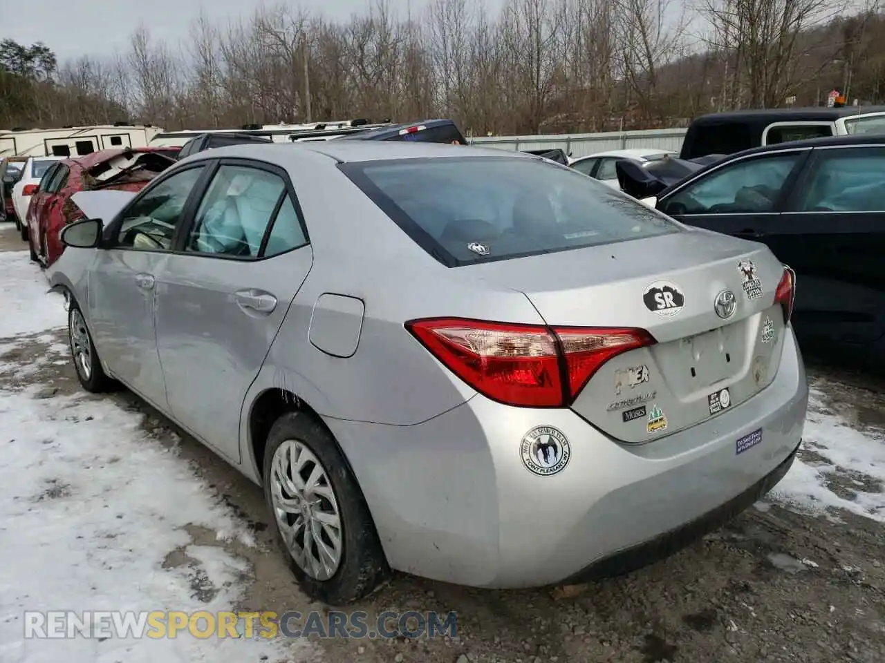 3 Photograph of a damaged car 5YFBURHE4KP872725 TOYOTA COROLLA 2019