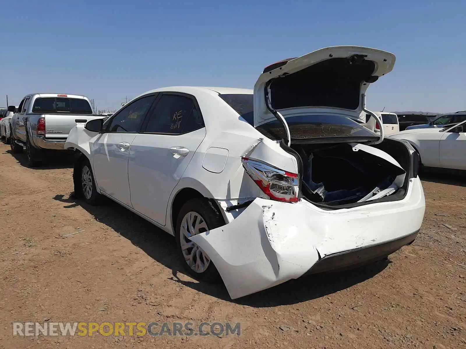 3 Photograph of a damaged car 5YFBURHE4KP873194 TOYOTA COROLLA 2019