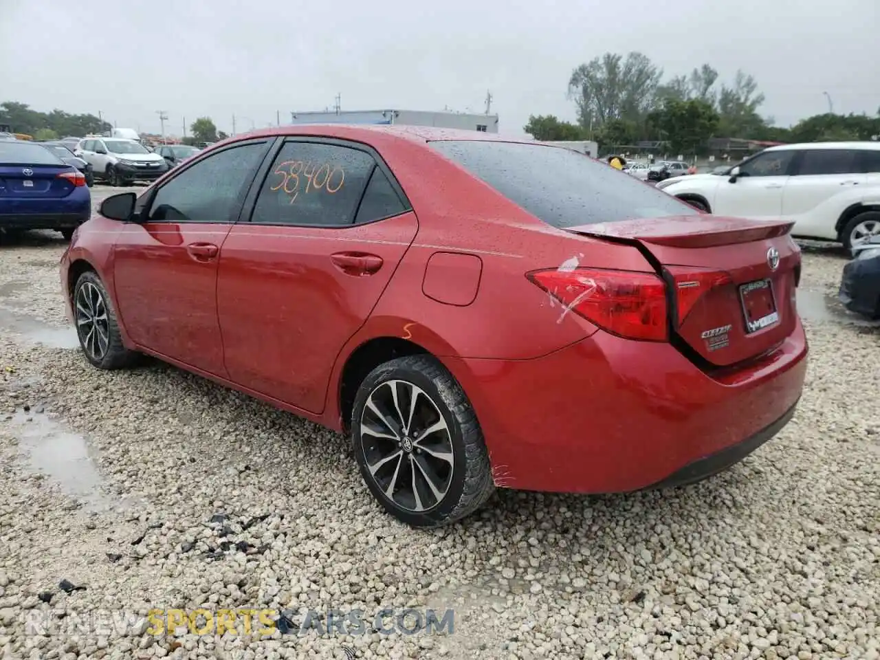 3 fotografías del automóvil dañado 5YFBURHE4KP879772 TOYOTA COROLLA 2019