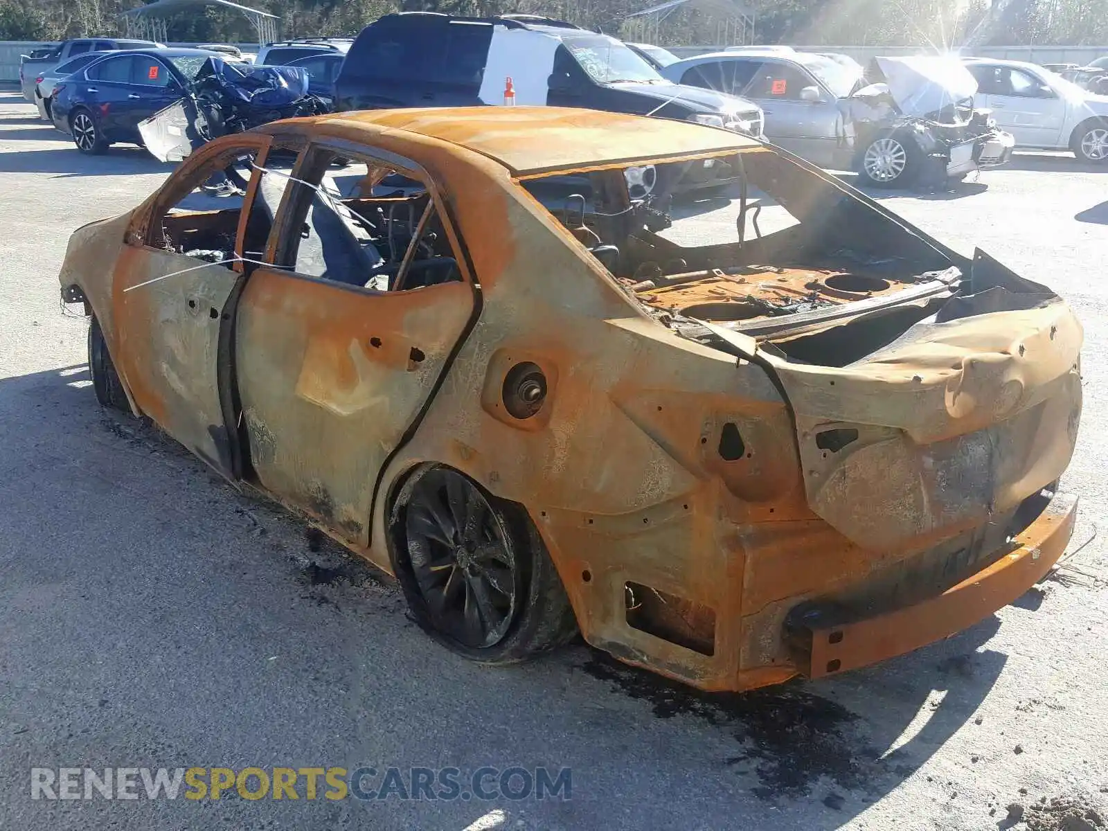 3 Photograph of a damaged car 5YFBURHE4KP880193 TOYOTA COROLLA 2019