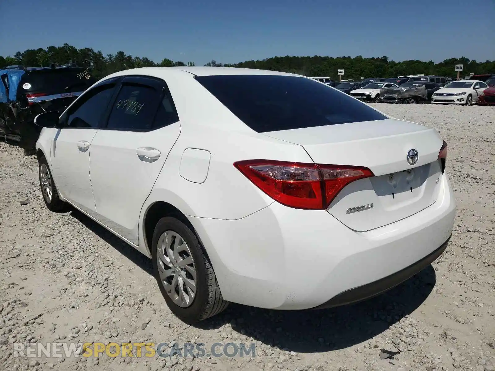 3 Photograph of a damaged car 5YFBURHE4KP897995 TOYOTA COROLLA 2019