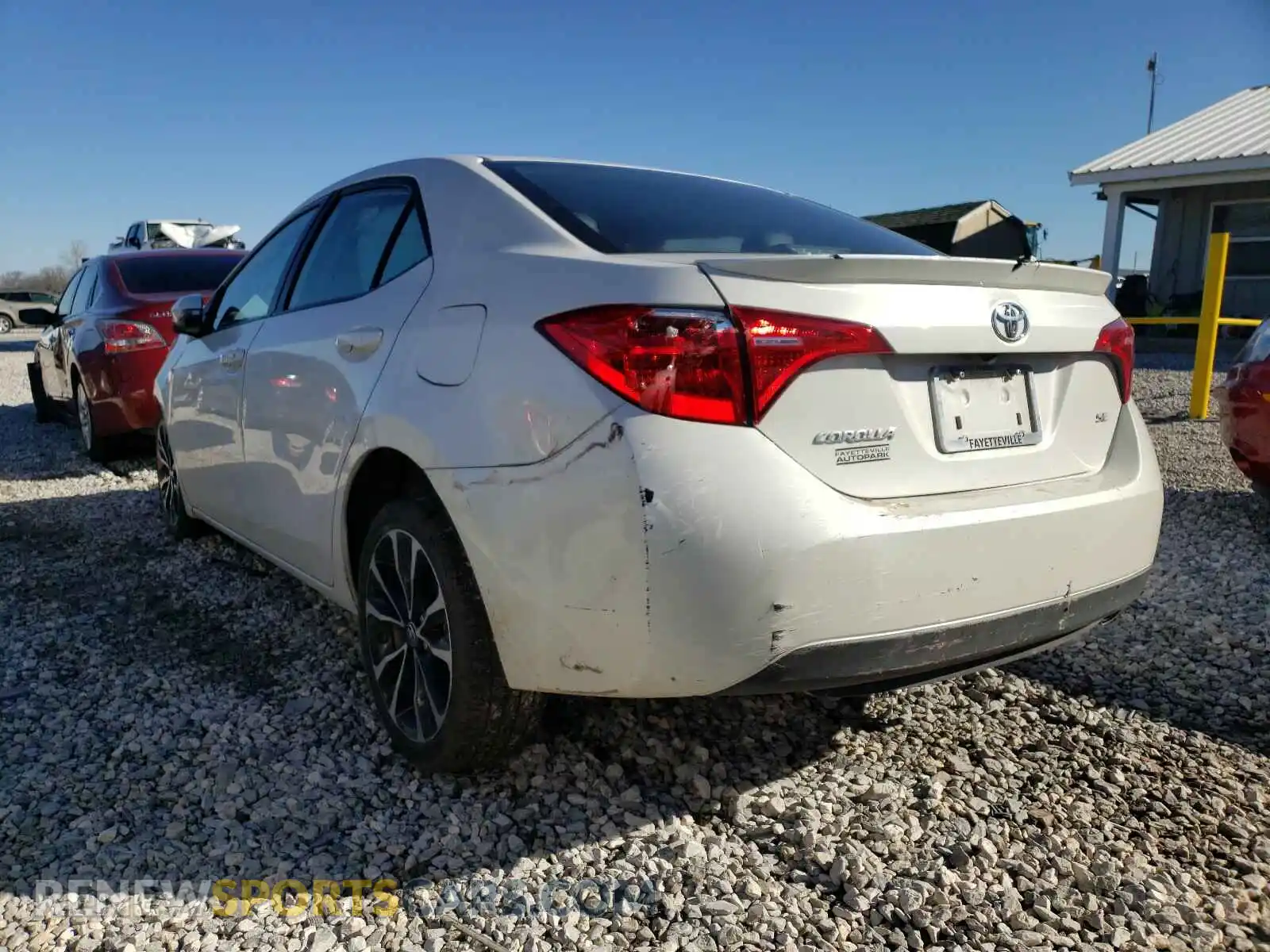 3 Photograph of a damaged car 5YFBURHE4KP903021 TOYOTA COROLLA 2019