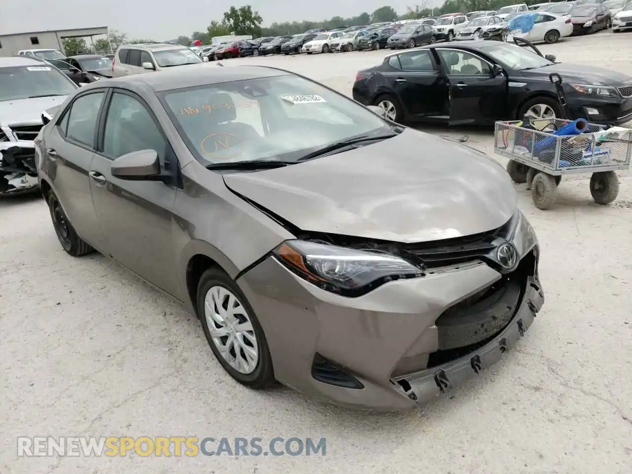 1 Photograph of a damaged car 5YFBURHE4KP903259 TOYOTA COROLLA 2019