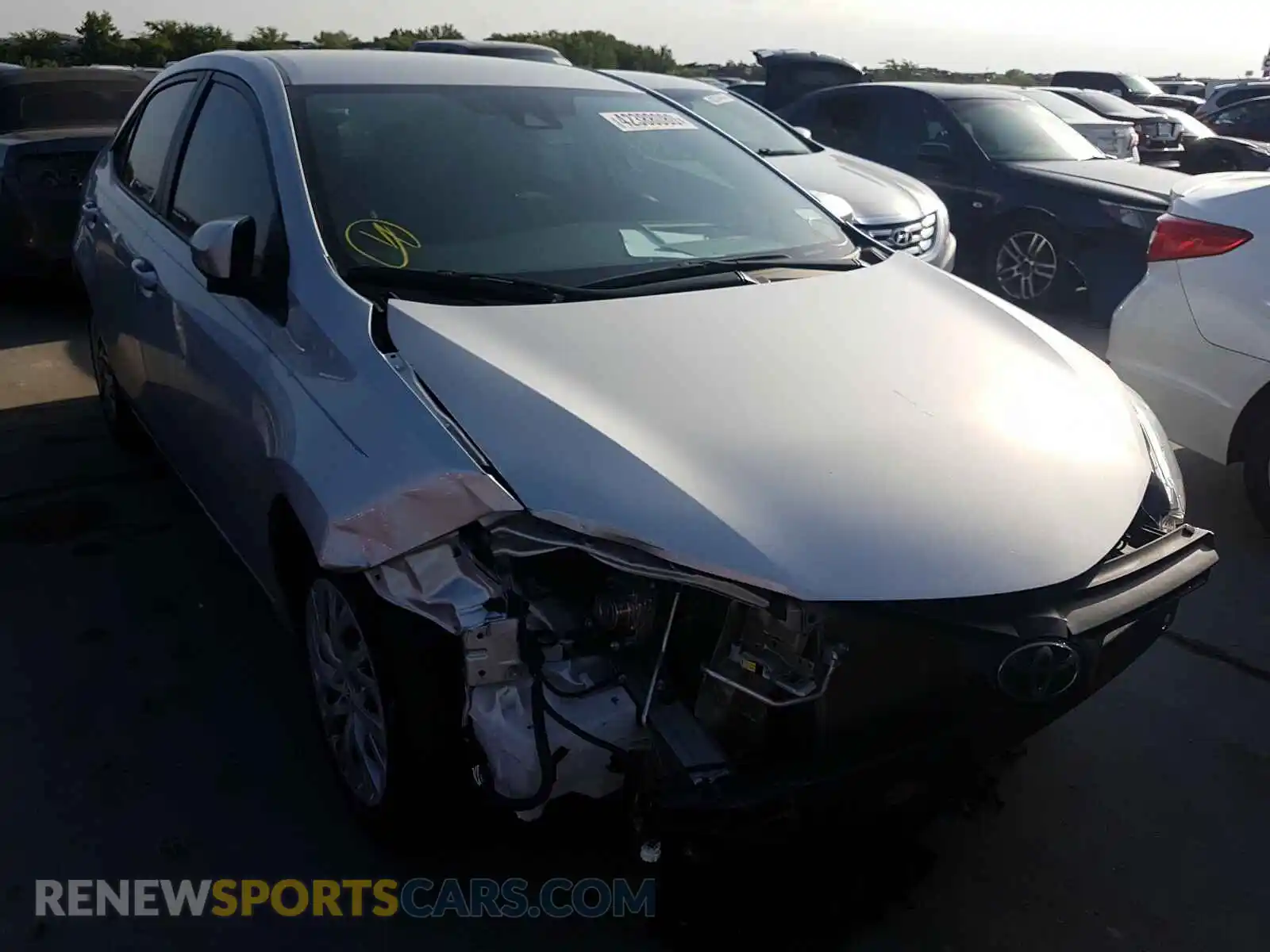 1 Photograph of a damaged car 5YFBURHE4KP906792 TOYOTA COROLLA 2019