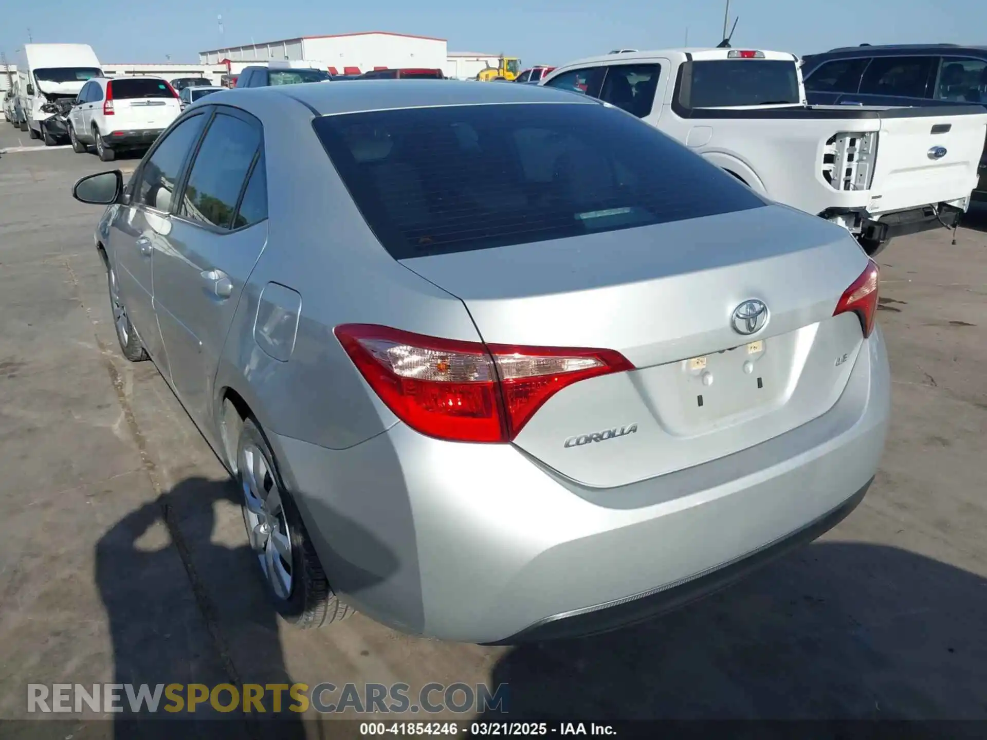 3 Photograph of a damaged car 5YFBURHE4KP910907 TOYOTA COROLLA 2019