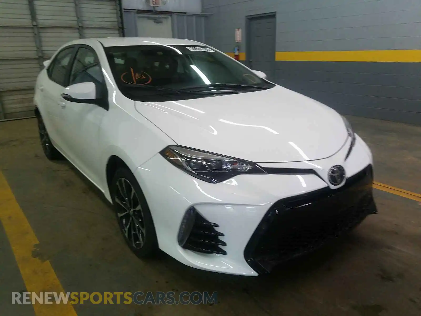 1 Photograph of a damaged car 5YFBURHE4KP916237 TOYOTA COROLLA 2019