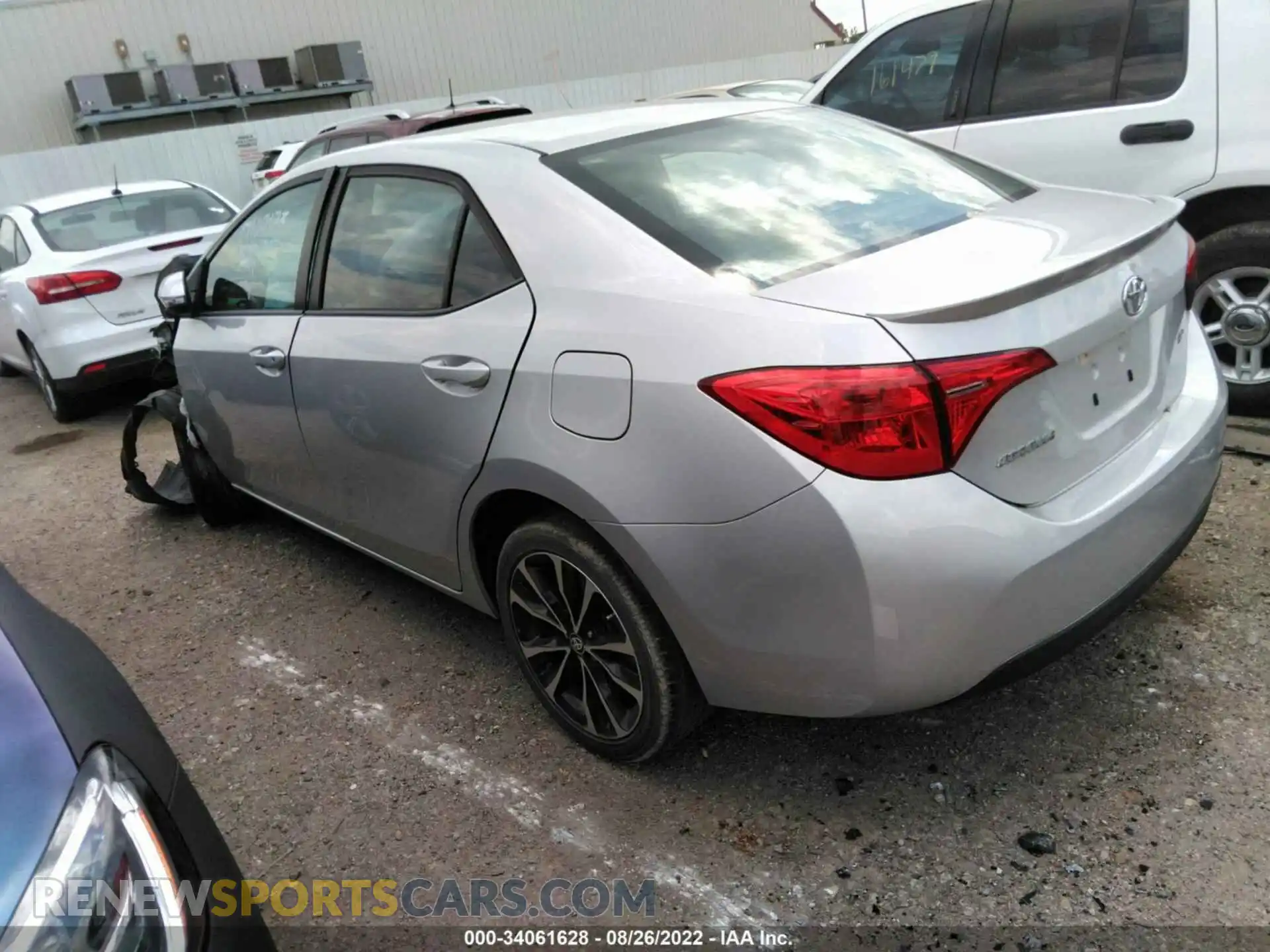 3 fotografías del automóvil dañado 5YFBURHE4KP919932 TOYOTA COROLLA 2019