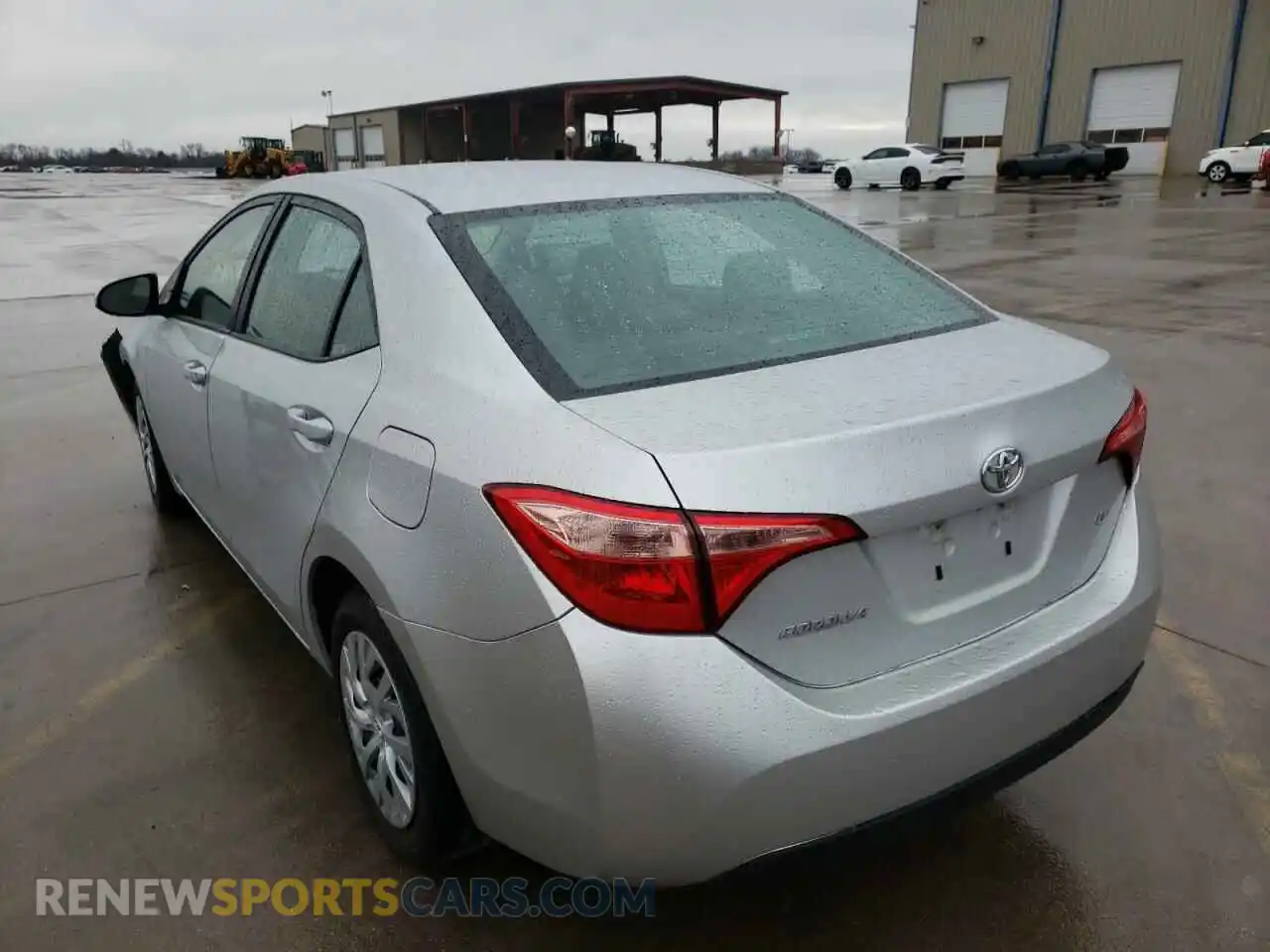 3 fotografías del automóvil dañado 5YFBURHE4KP921275 TOYOTA COROLLA 2019