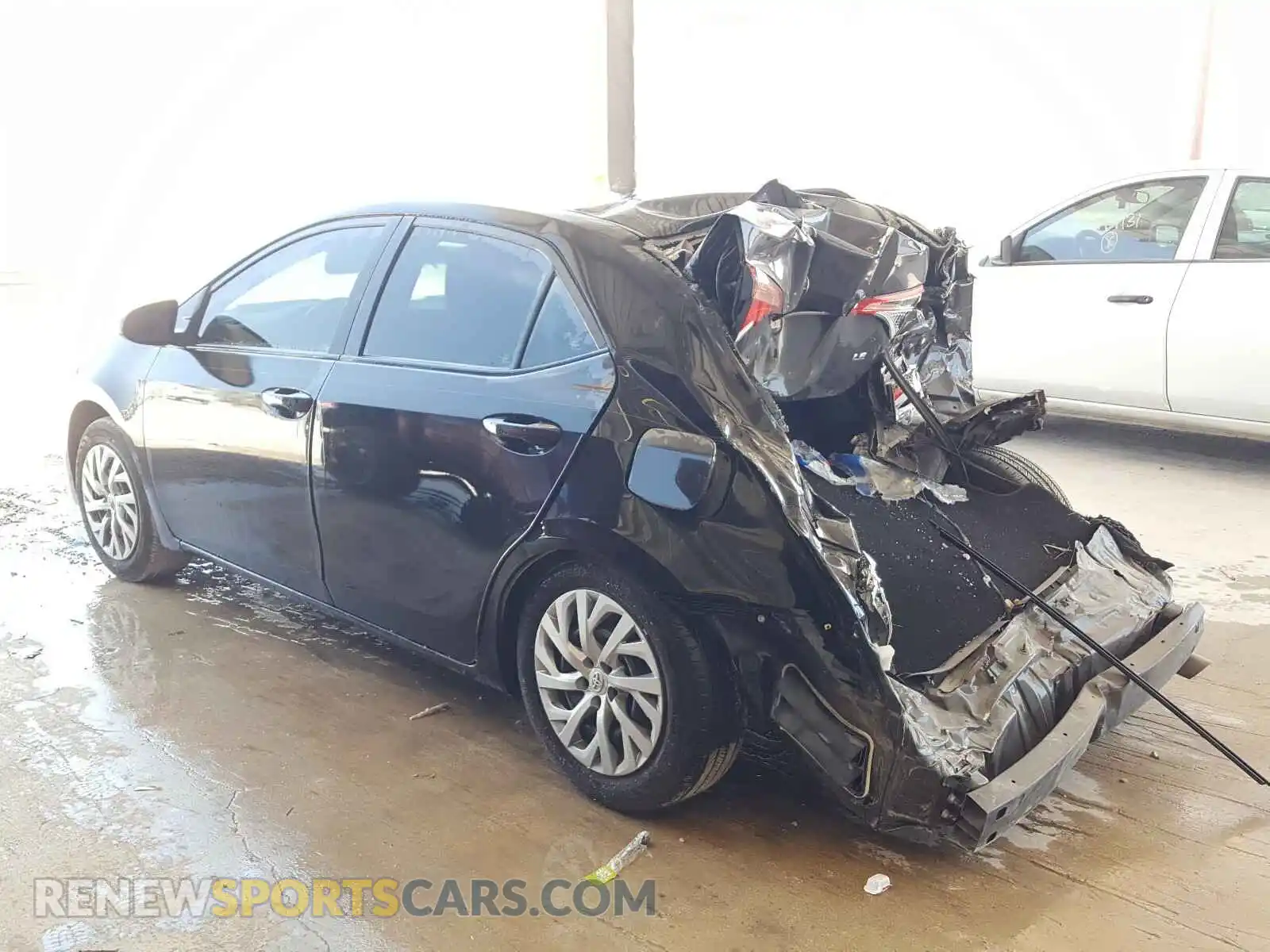3 Photograph of a damaged car 5YFBURHE4KP921325 TOYOTA COROLLA 2019