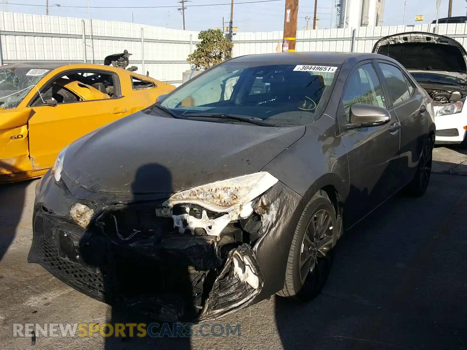 2 Photograph of a damaged car 5YFBURHE4KP926475 TOYOTA COROLLA 2019