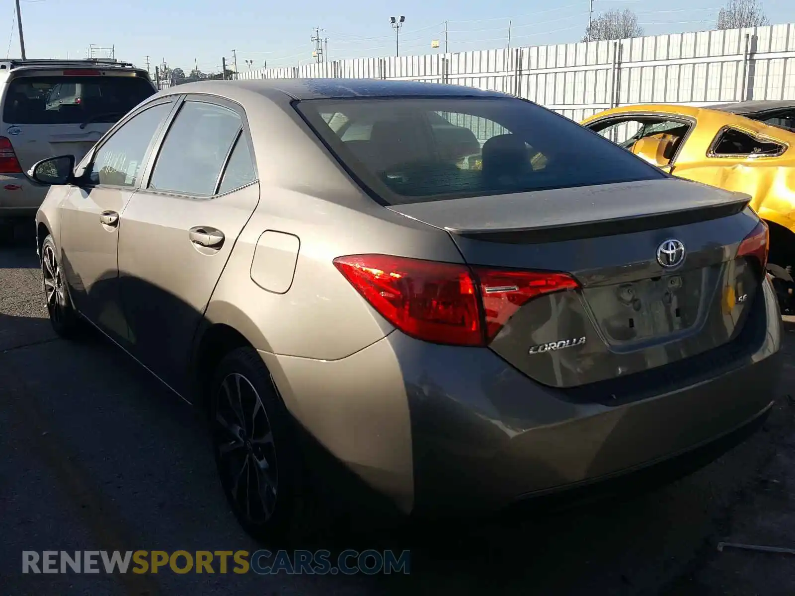 3 Photograph of a damaged car 5YFBURHE4KP926475 TOYOTA COROLLA 2019