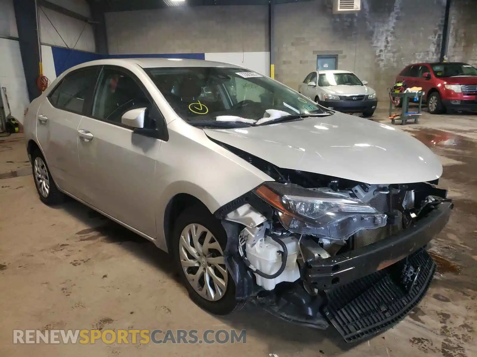 1 Photograph of a damaged car 5YFBURHE4KP927352 TOYOTA COROLLA 2019