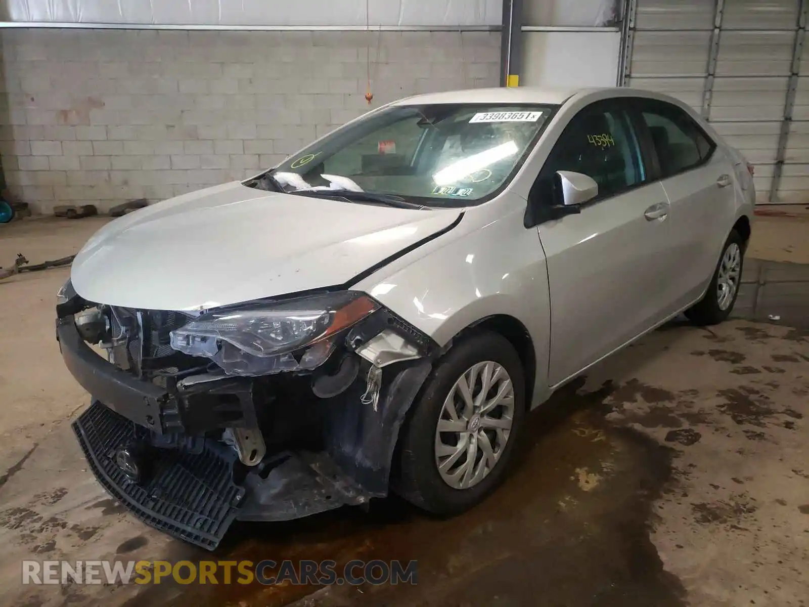 2 Photograph of a damaged car 5YFBURHE4KP927352 TOYOTA COROLLA 2019