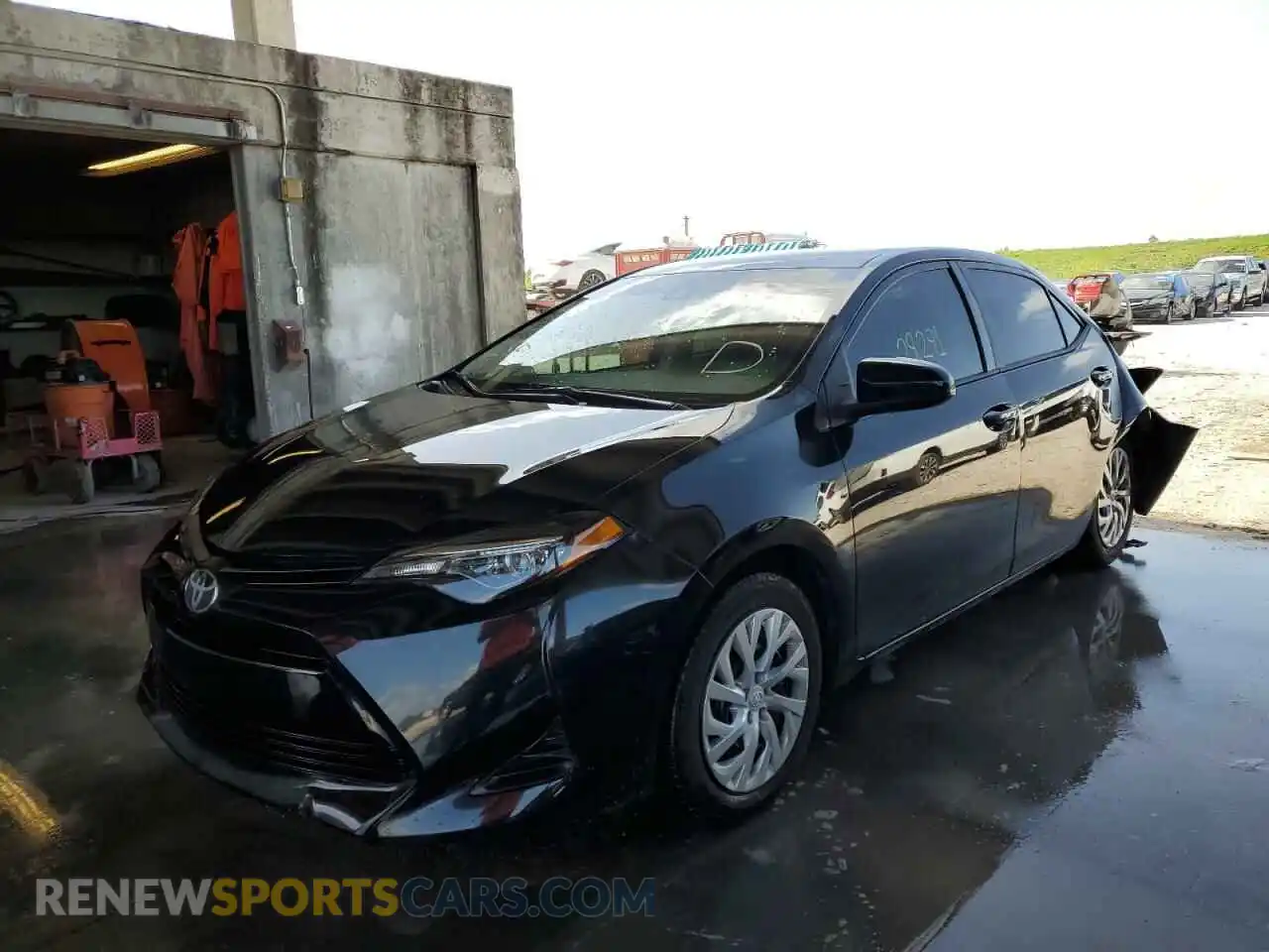 2 Фотография поврежденного автомобиля 5YFBURHE4KP929182 TOYOTA COROLLA 2019