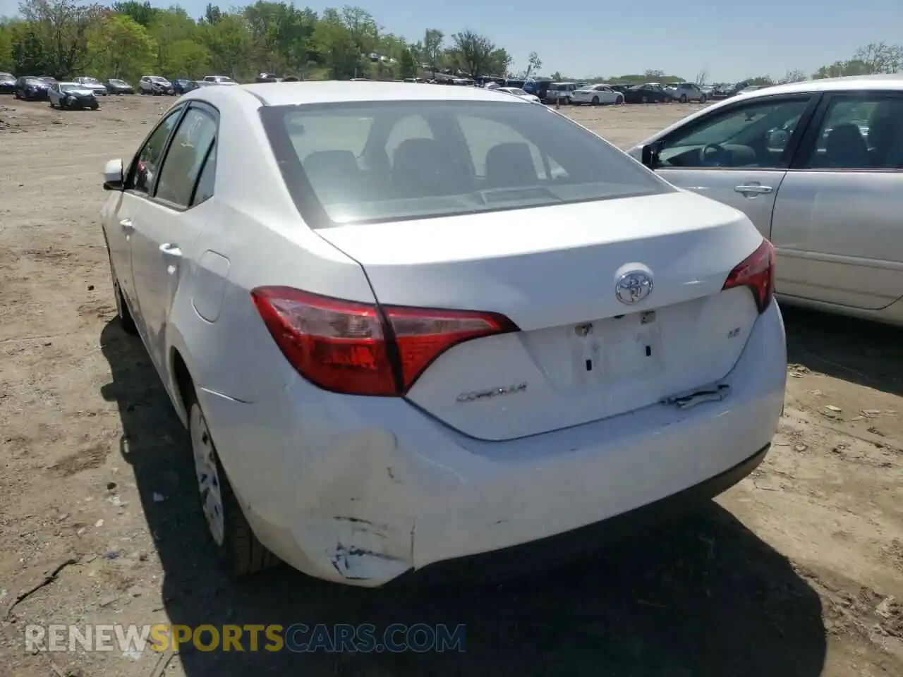 3 Фотография поврежденного автомобиля 5YFBURHE4KP939419 TOYOTA COROLLA 2019