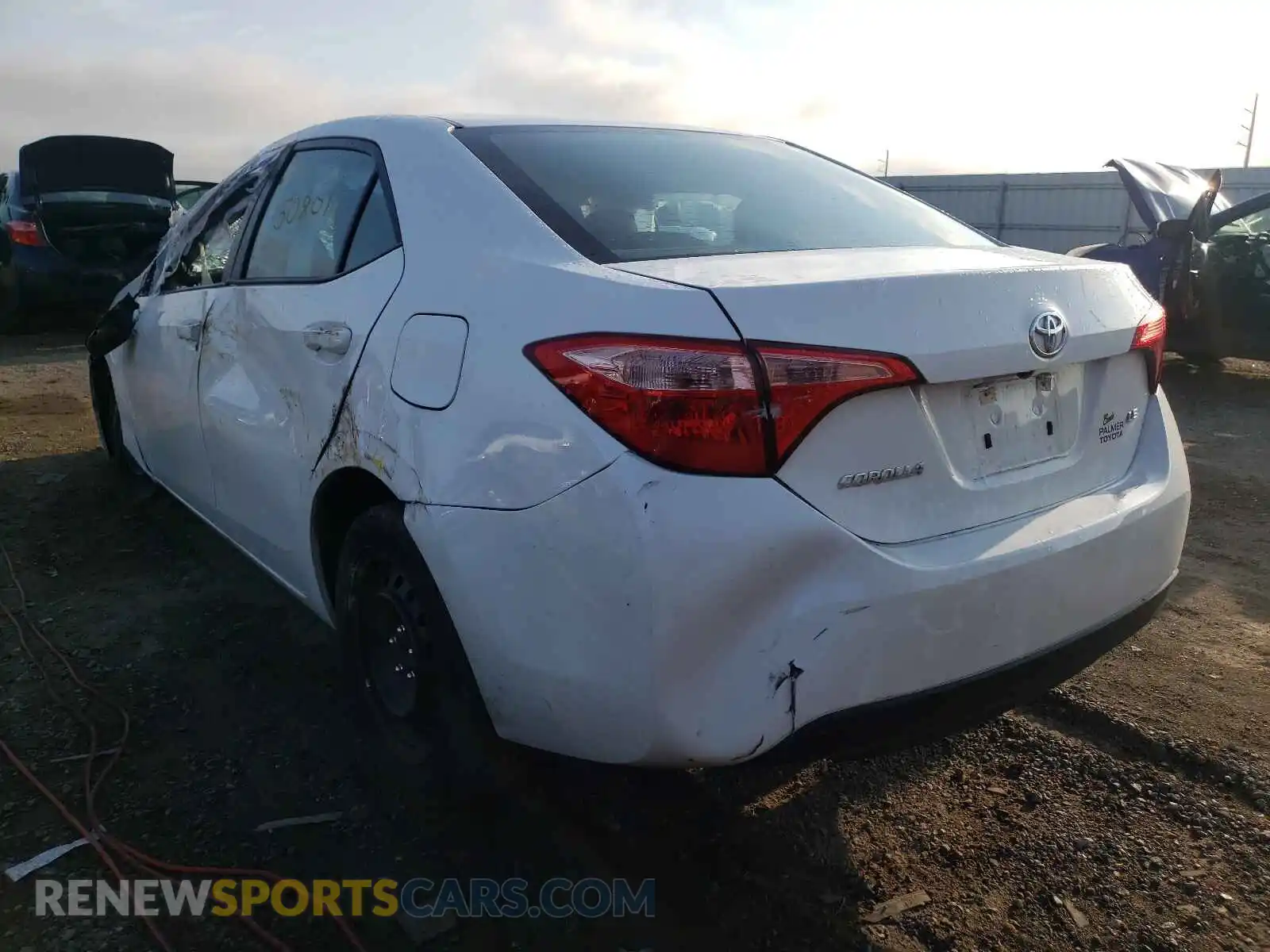 3 Photograph of a damaged car 5YFBURHE4KP939985 TOYOTA COROLLA 2019