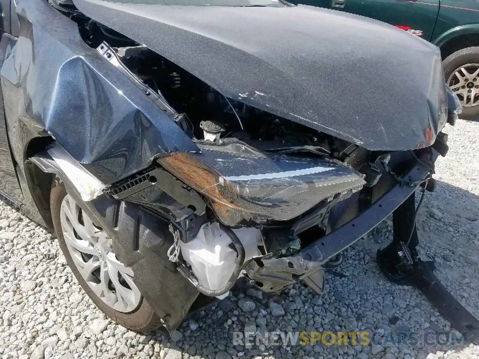 9 Photograph of a damaged car 5YFBURHE4KP943518 TOYOTA COROLLA 2019