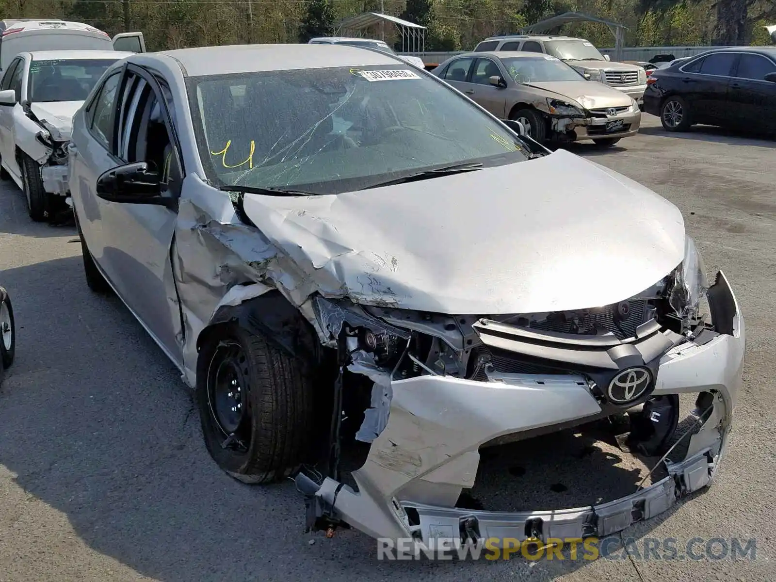 1 Photograph of a damaged car 5YFBURHE4KP944541 TOYOTA COROLLA 2019