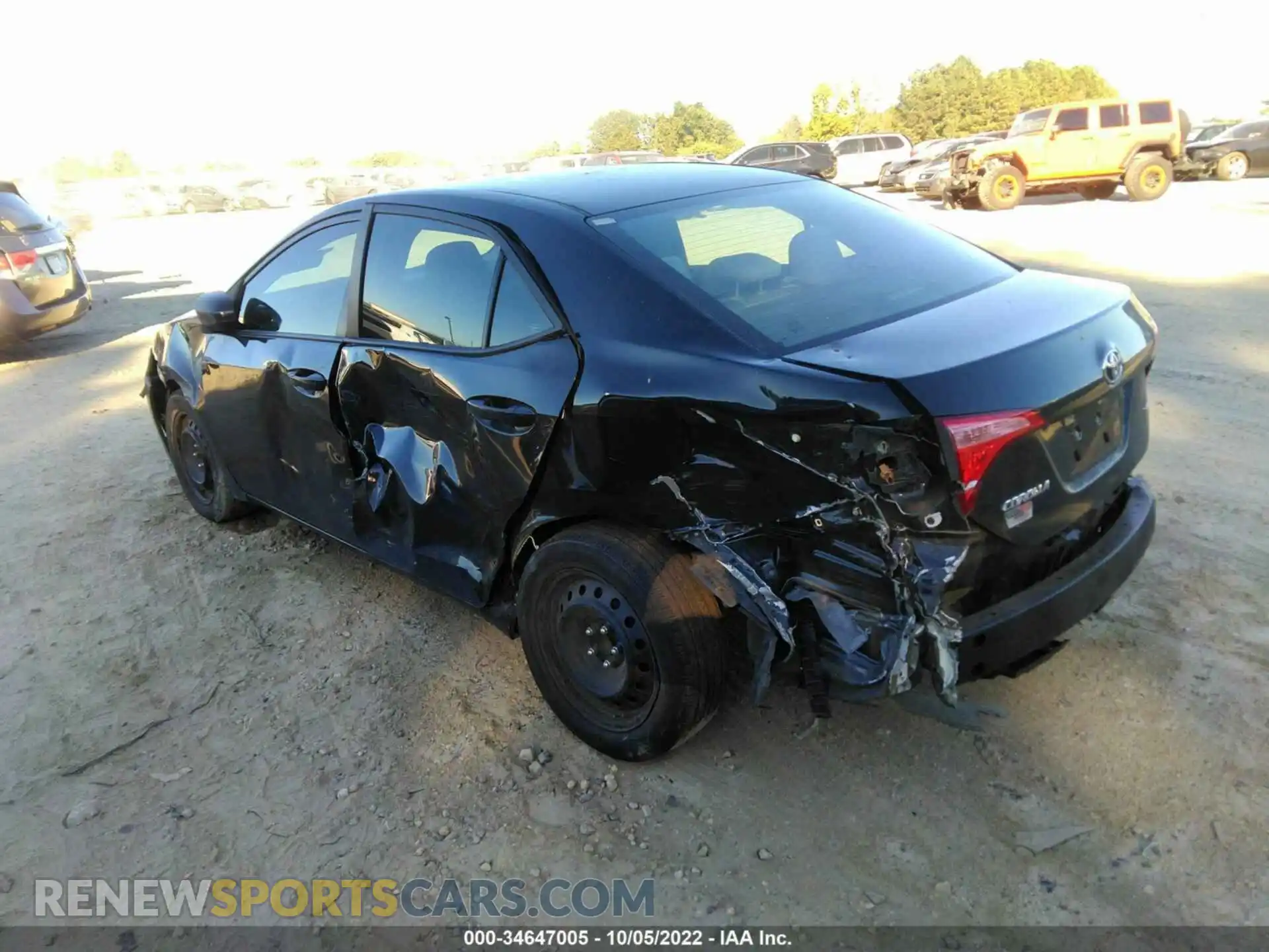 3 Photograph of a damaged car 5YFBURHE4KP947827 TOYOTA COROLLA 2019