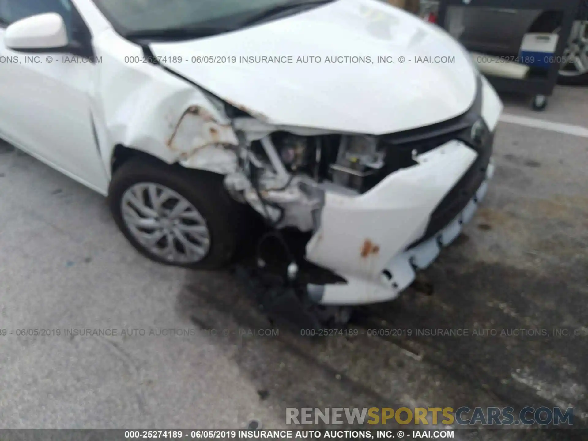 6 Photograph of a damaged car 5YFBURHE5KP879022 TOYOTA COROLLA 2019
