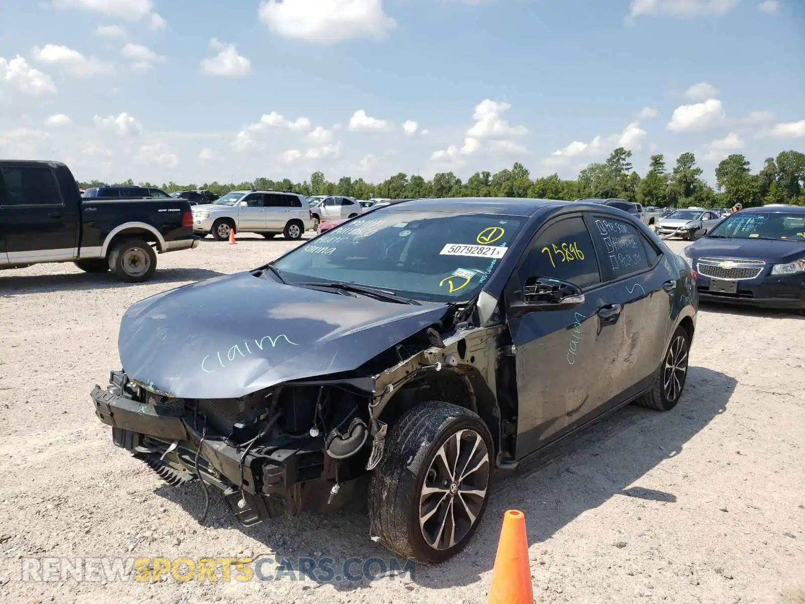 2 Photograph of a damaged car 5YFBURHE5KP910575 TOYOTA COROLLA 2019