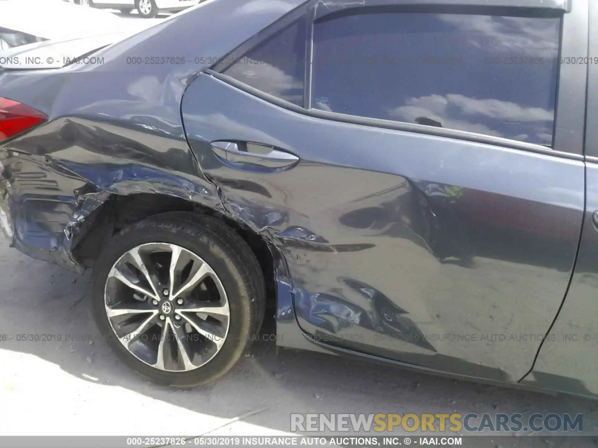 6 Photograph of a damaged car 5YFBURHE6KP865856 TOYOTA COROLLA 2019