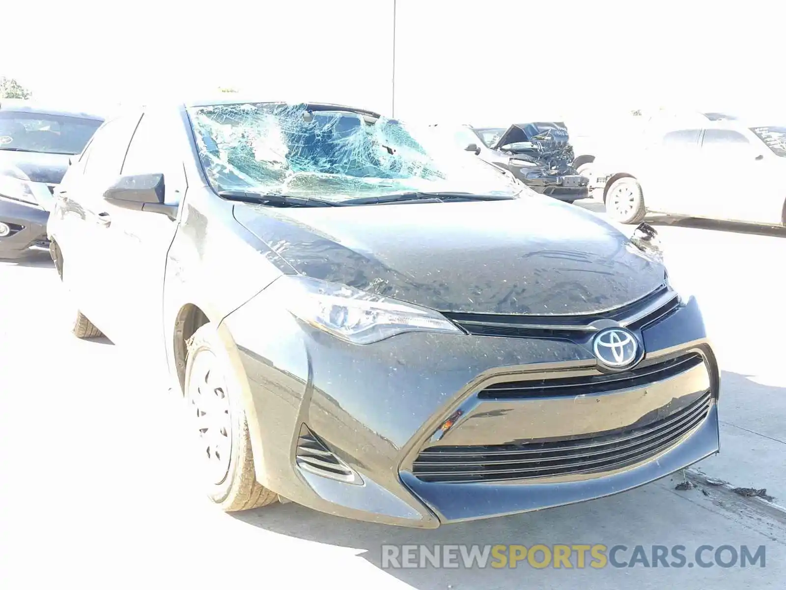 1 Photograph of a damaged car 5YFBURHE6KP881488 TOYOTA COROLLA 2019