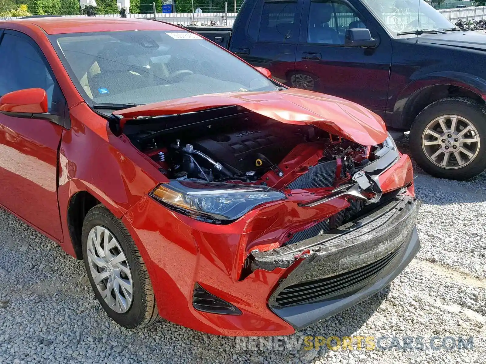 9 Photograph of a damaged car 5YFBURHE7KP904728 TOYOTA COROLLA 2019