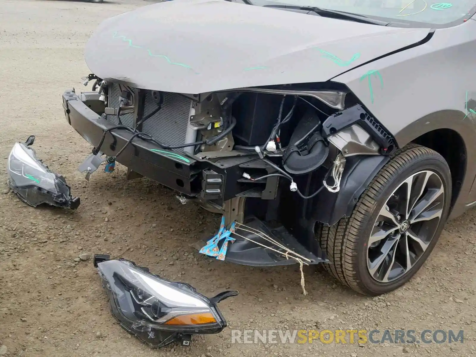 9 Photograph of a damaged car 5YFBURHE7KP915342 TOYOTA COROLLA 2019