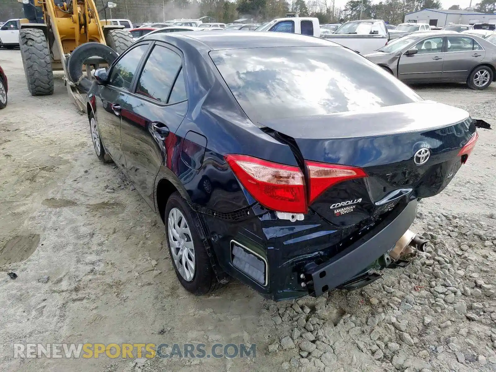 3 Photograph of a damaged car 5YFBURHE7KP929841 TOYOTA COROLLA 2019