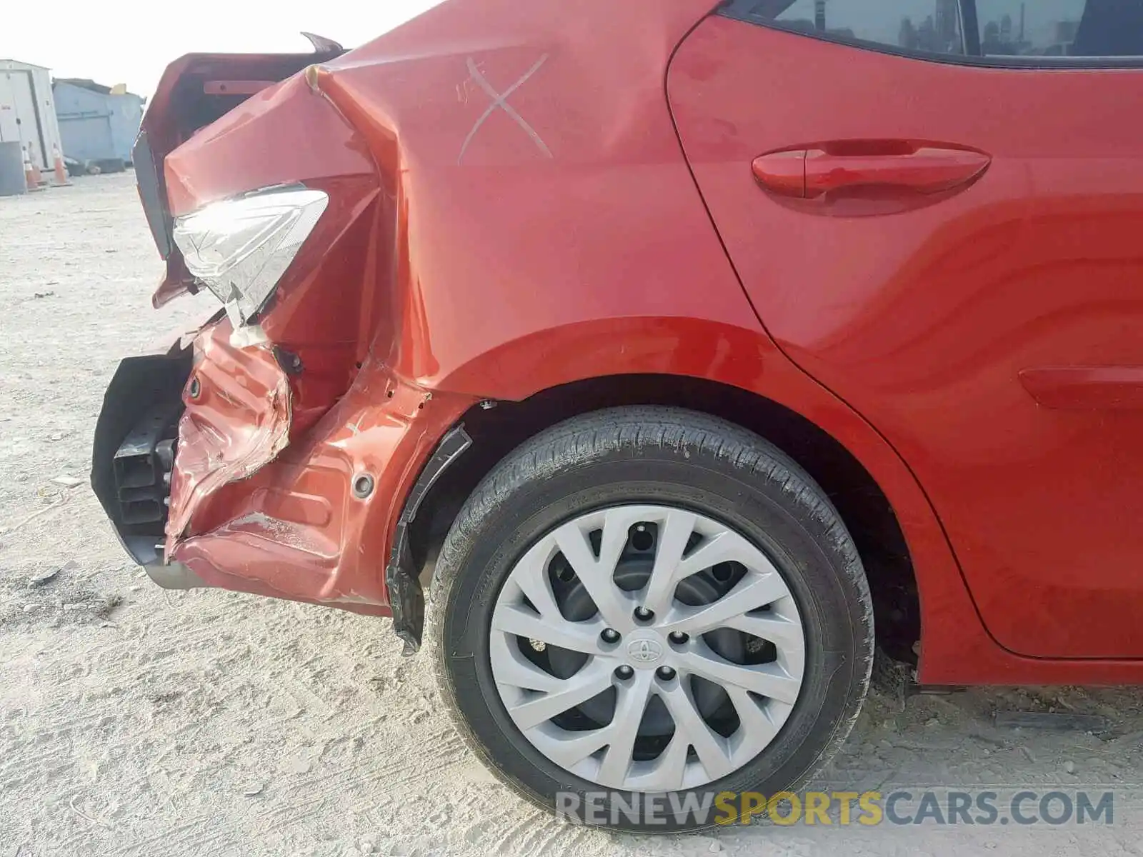 9 Photograph of a damaged car 5YFBURHE8KP859993 TOYOTA COROLLA 2019