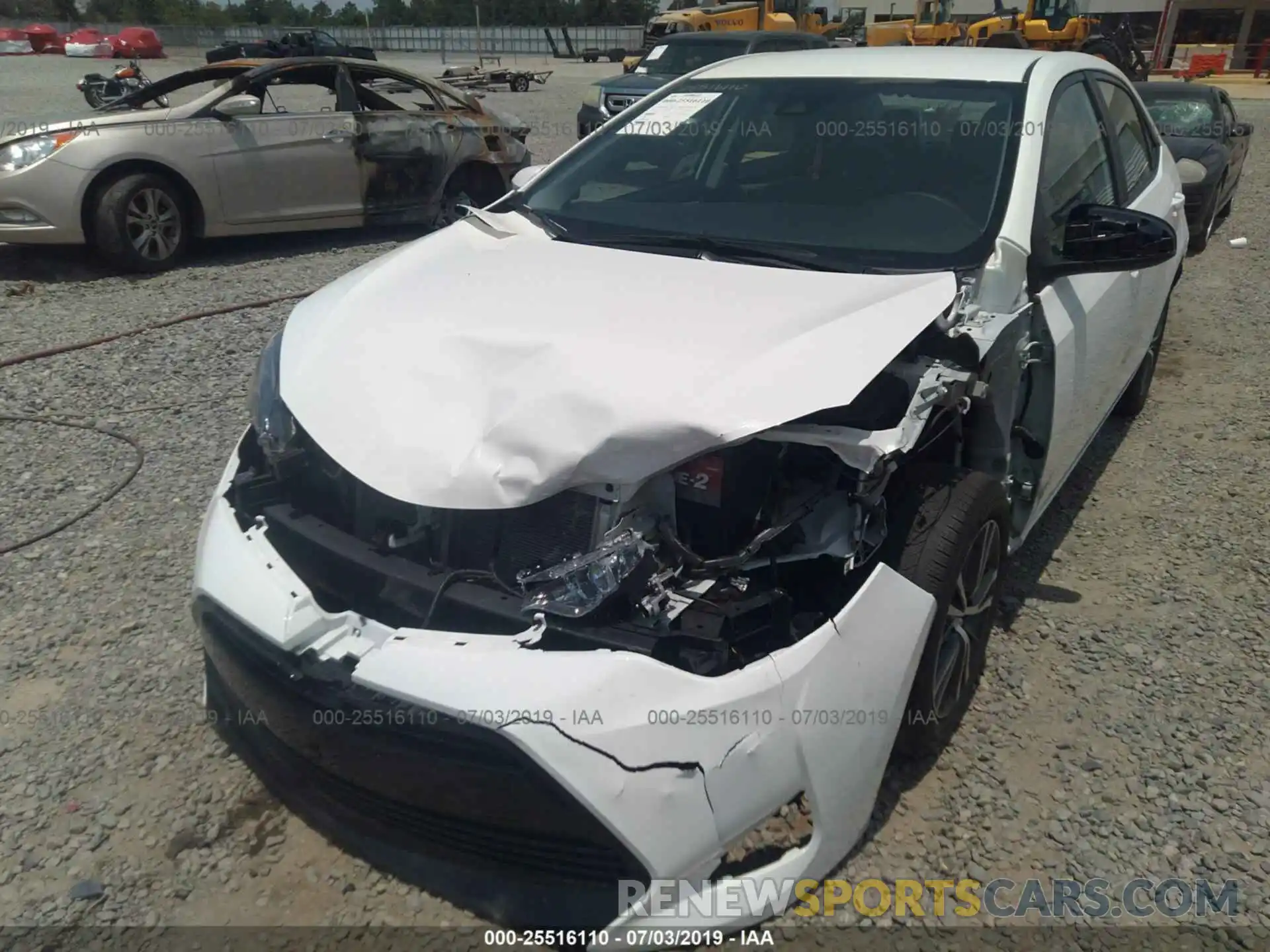 6 Photograph of a damaged car 5YFBURHE9KP875961 TOYOTA COROLLA 2019
