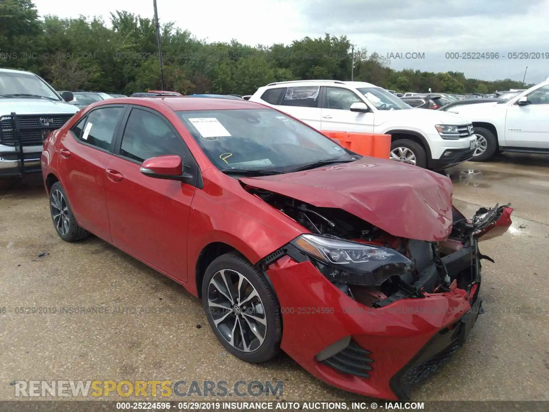 1 Photograph of a damaged car 5YFBURHE9KP890184 TOYOTA COROLLA 2019