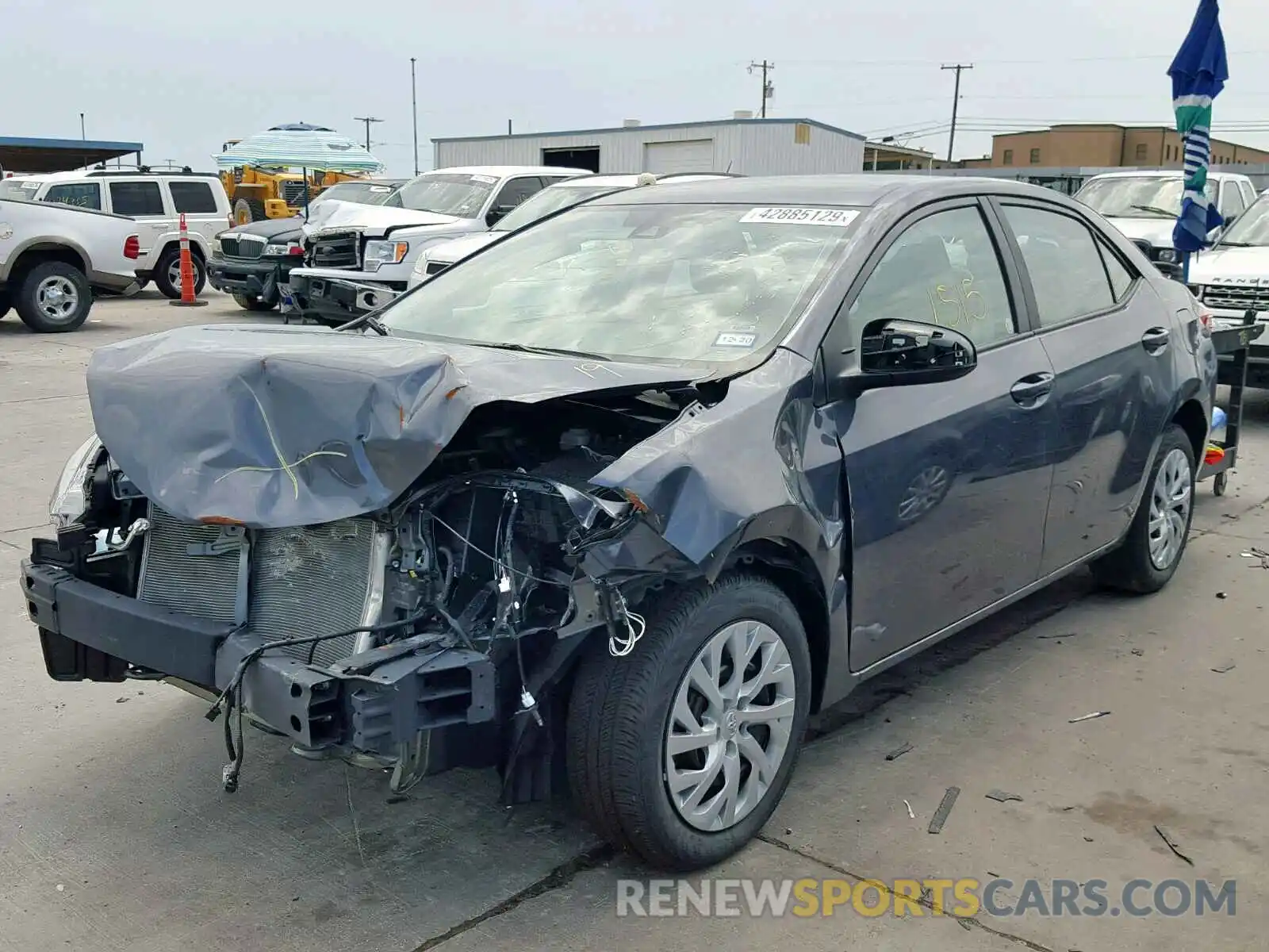 2 Photograph of a damaged car 5YFBURHE9KP928500 TOYOTA COROLLA 2019