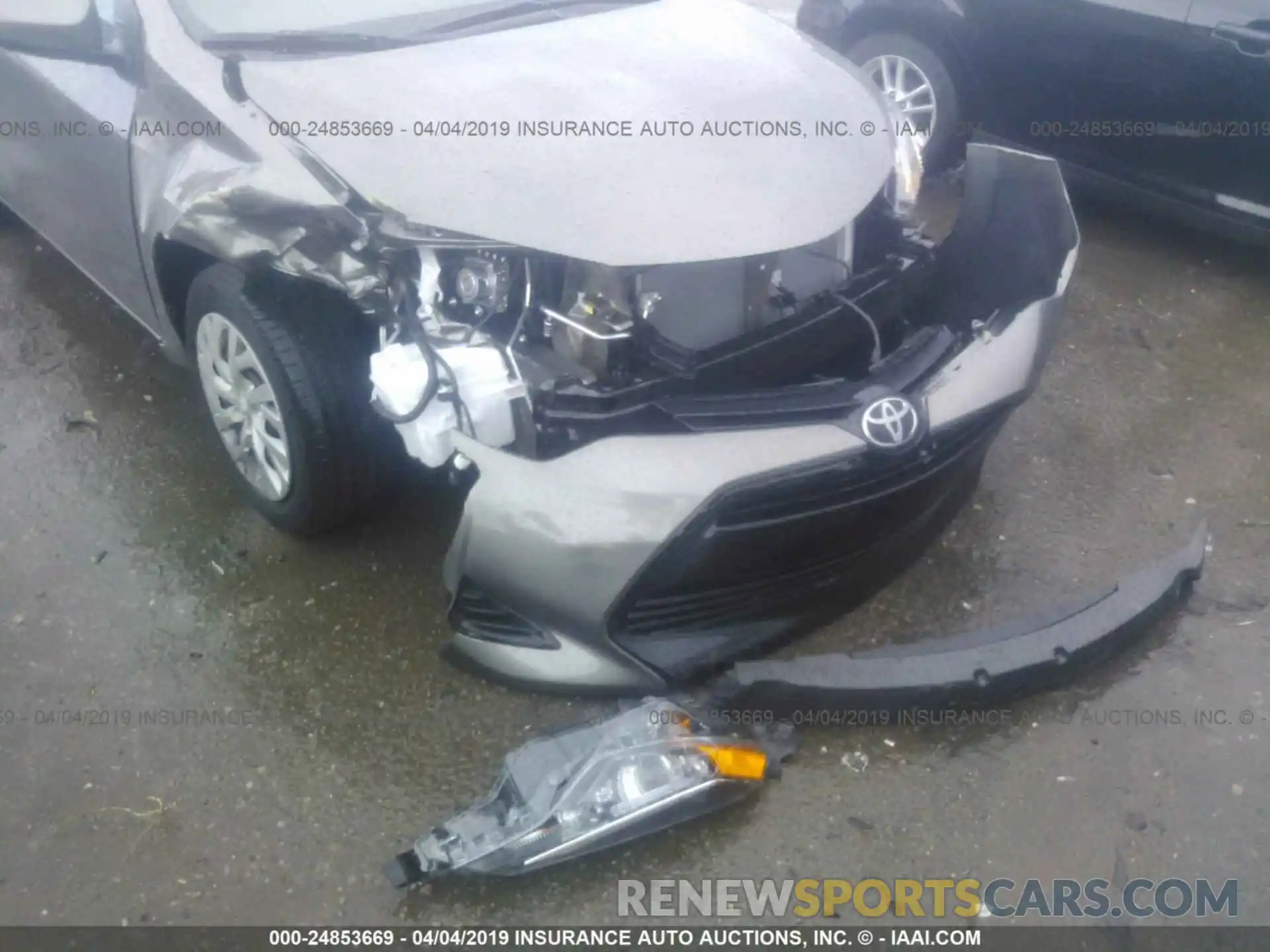 6 Photograph of a damaged car 5YFBURHE9KP939934 TOYOTA COROLLA 2019