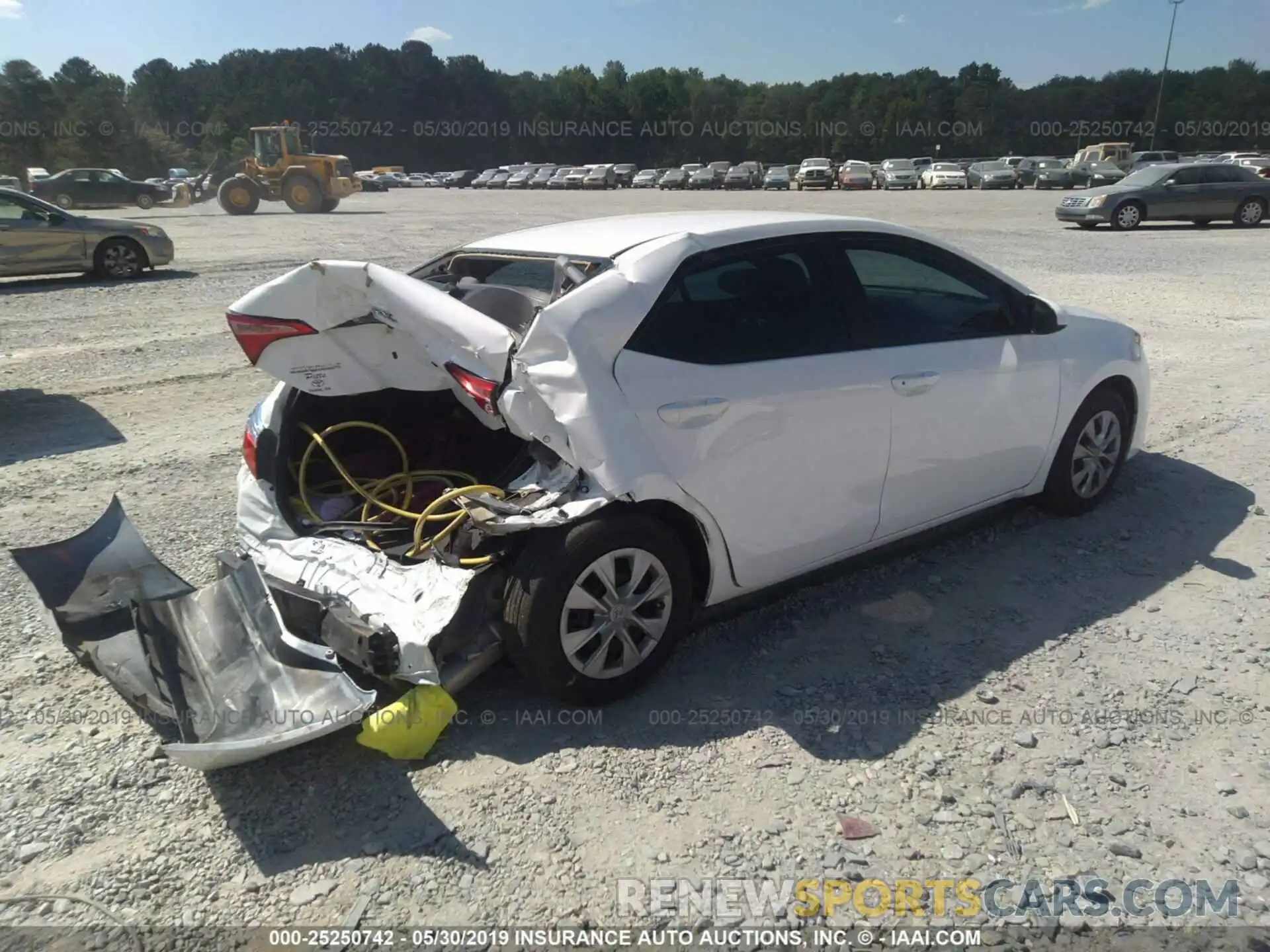 4 Photograph of a damaged car 5YFBURHEXKP864158 TOYOTA COROLLA 2019